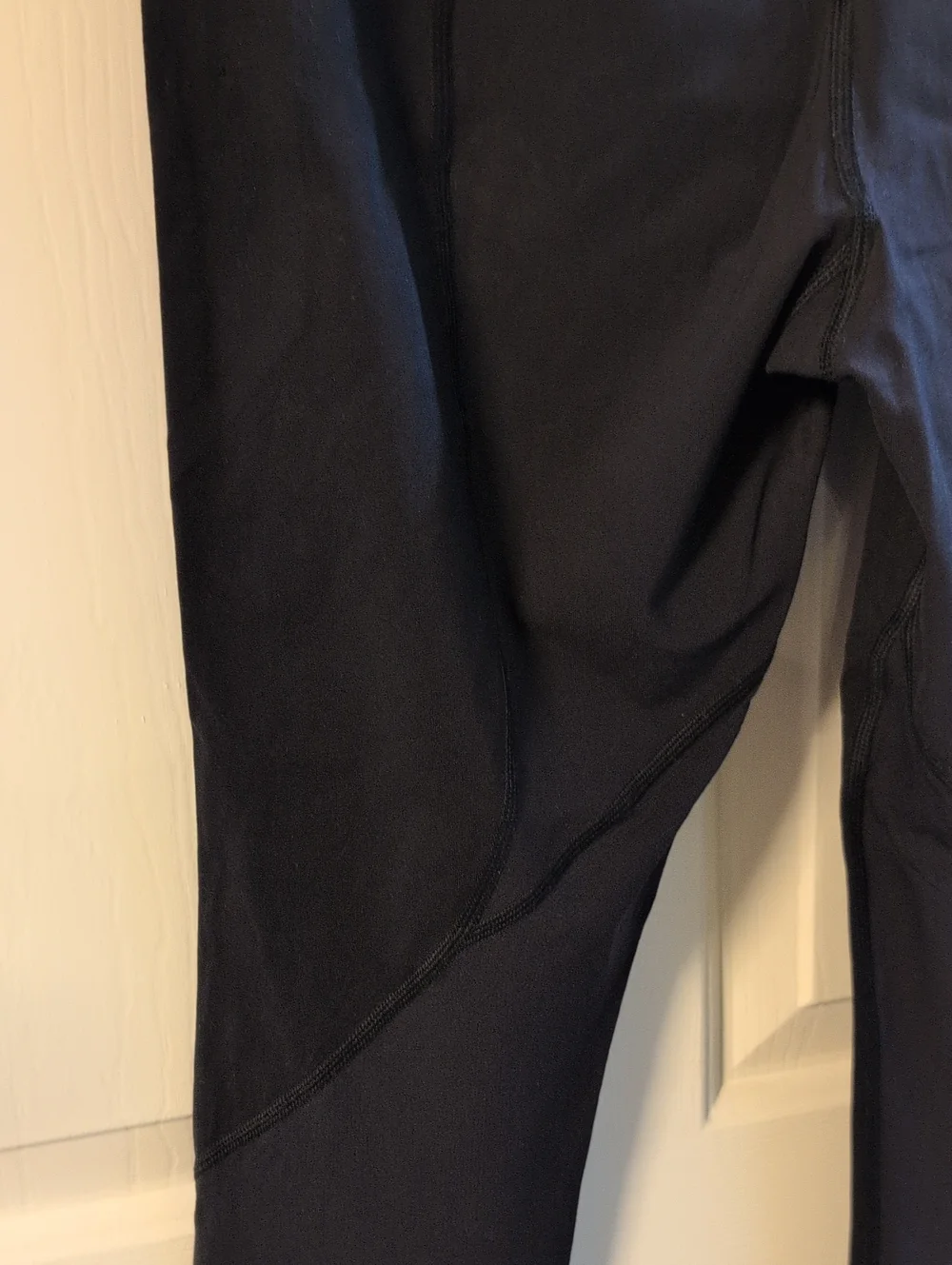 Lululemon Cropped Athletic Leggings